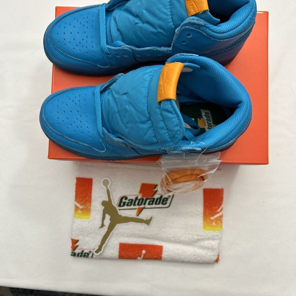 Size 6.5 - Air Jordan 1 Retro OG G8RD High Blue‎ Lagoon SKU #2961 - Picture 2 of 9